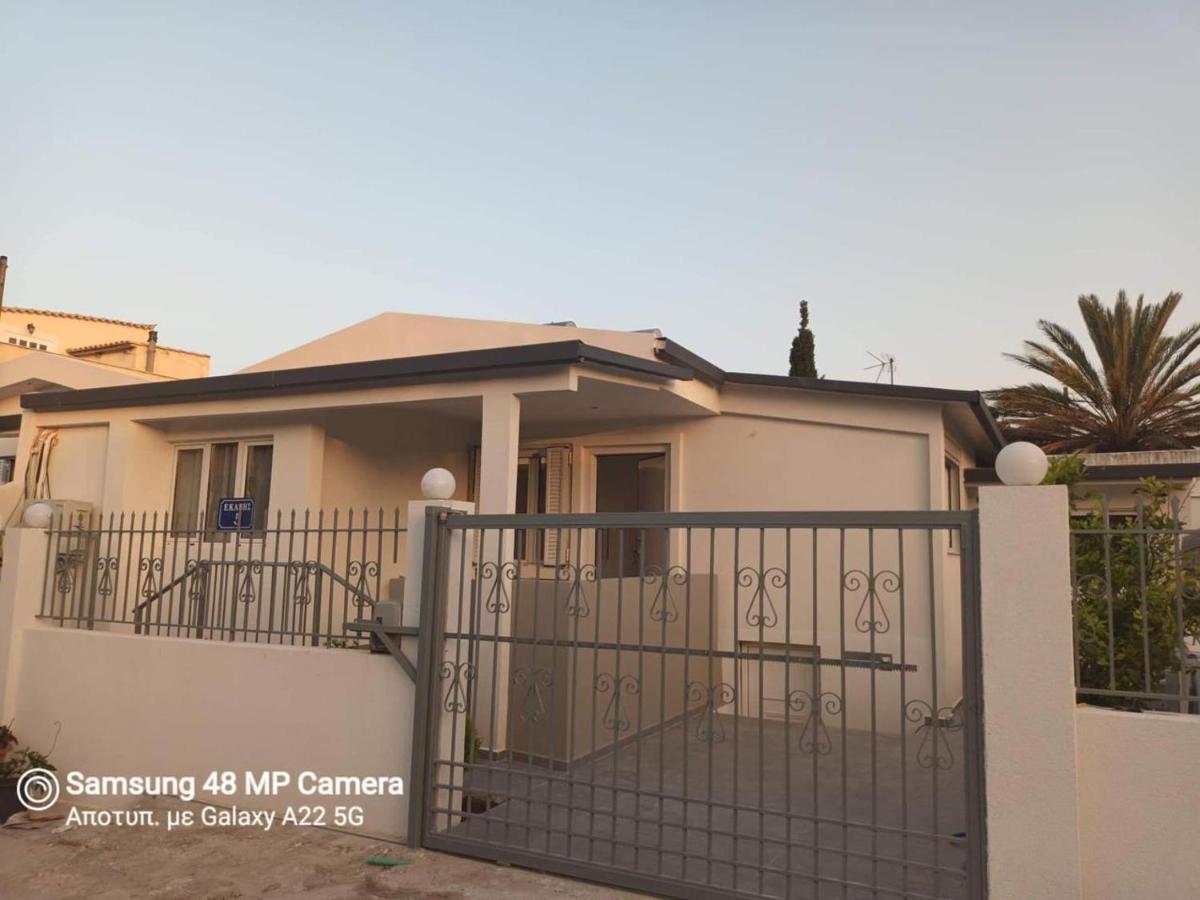 Oresti'S Villa Near Airport & Beach Artemida  Exterior photo