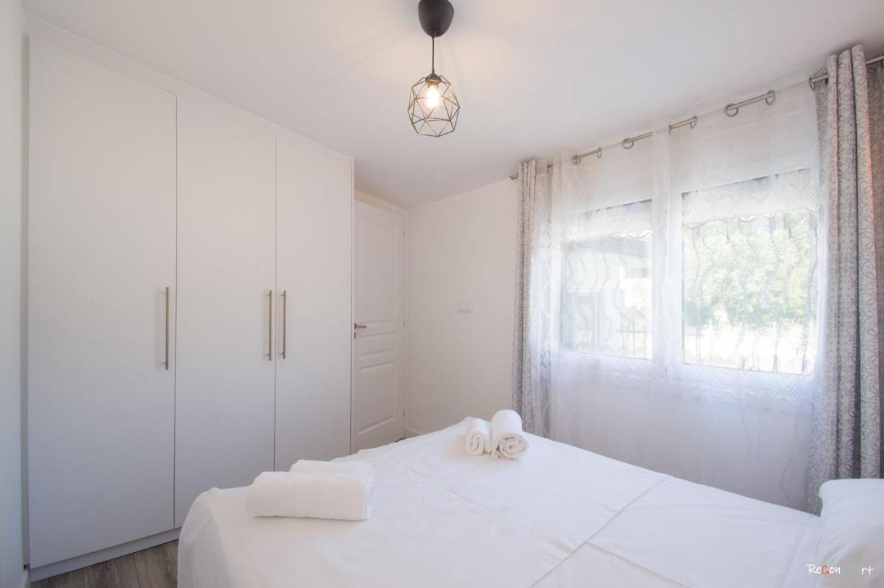 Oresti'S Villa Near Airport & Beach Artemida  Exterior photo